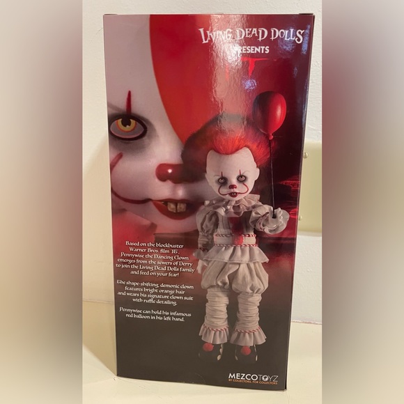 Mezco Toyz Living Dead Dolls LDD Presents IT (2017) Pennywise - Picture 2 of 2